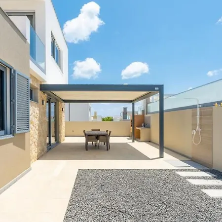 Golden House By Madeira Sun Travel Villa Porto Santo Exterior photo